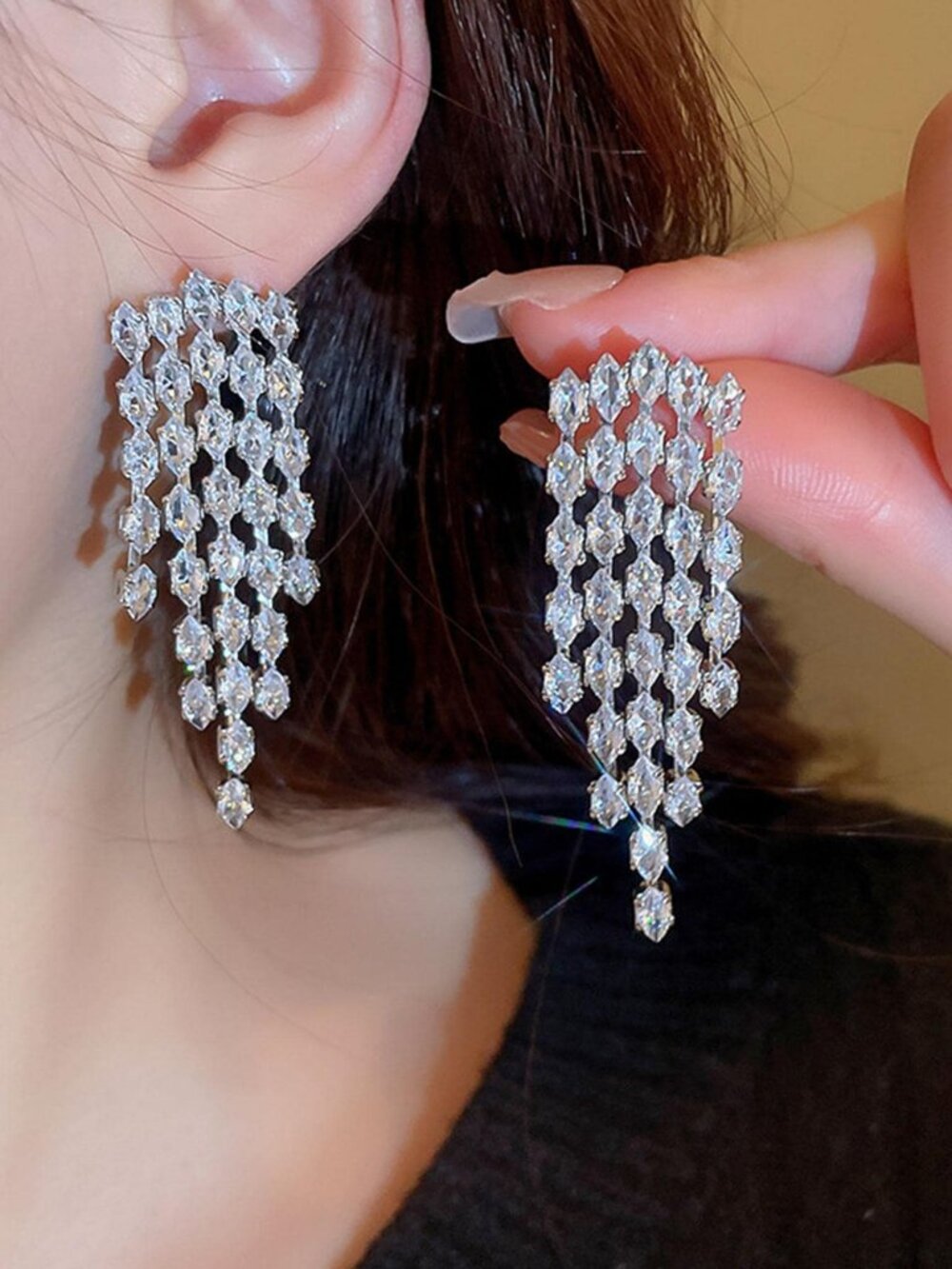 Silver Elegant Women's Luxury Zinc Alloy Rhinestone Tassel Drop Earrings